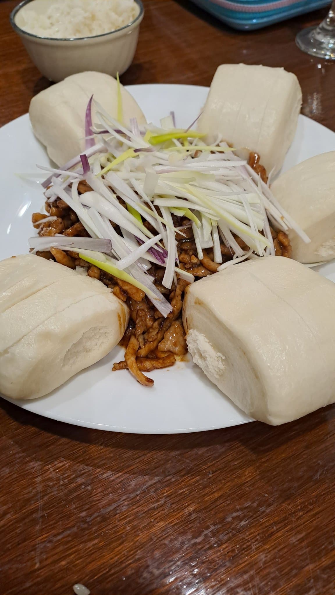 Cerdo con salsa beijing y baos
